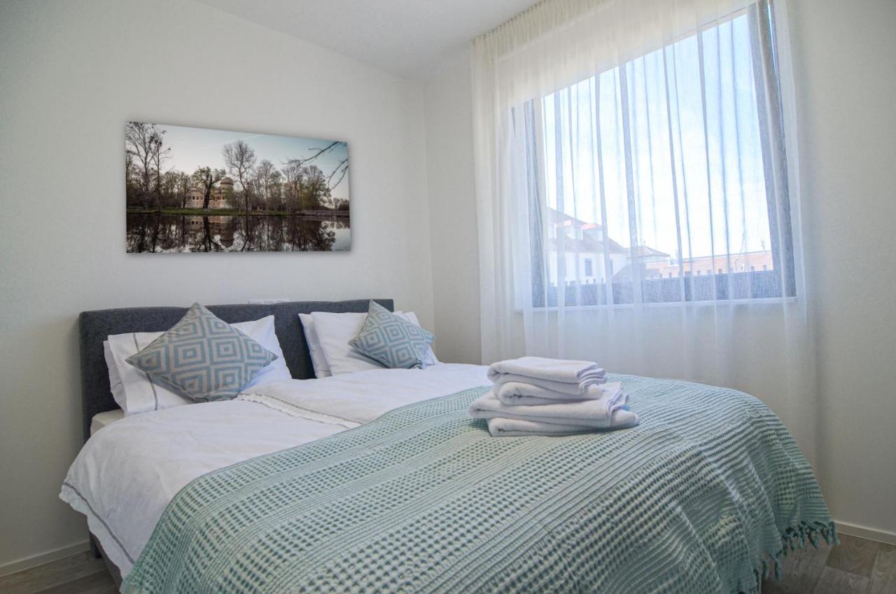 Palm Garden Apartment 1 미쿨로프 외부 사진