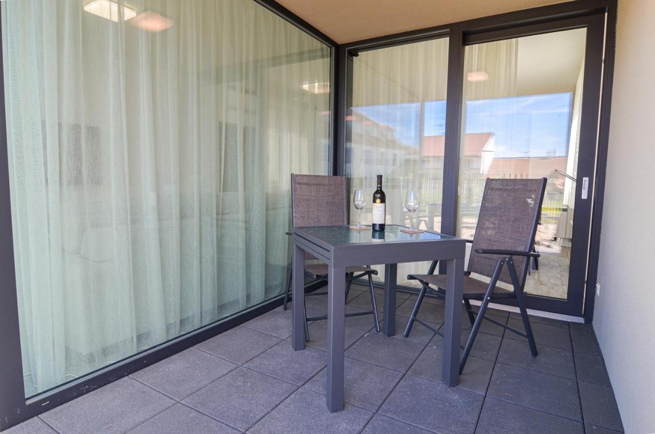 Palm Garden Apartment 1 미쿨로프 외부 사진